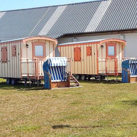 Schaeferwagen 2 Hotel Kröpelin Kültér fotó
